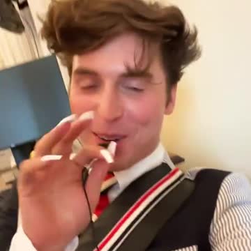 The White House has been taken over by CRAZIES!