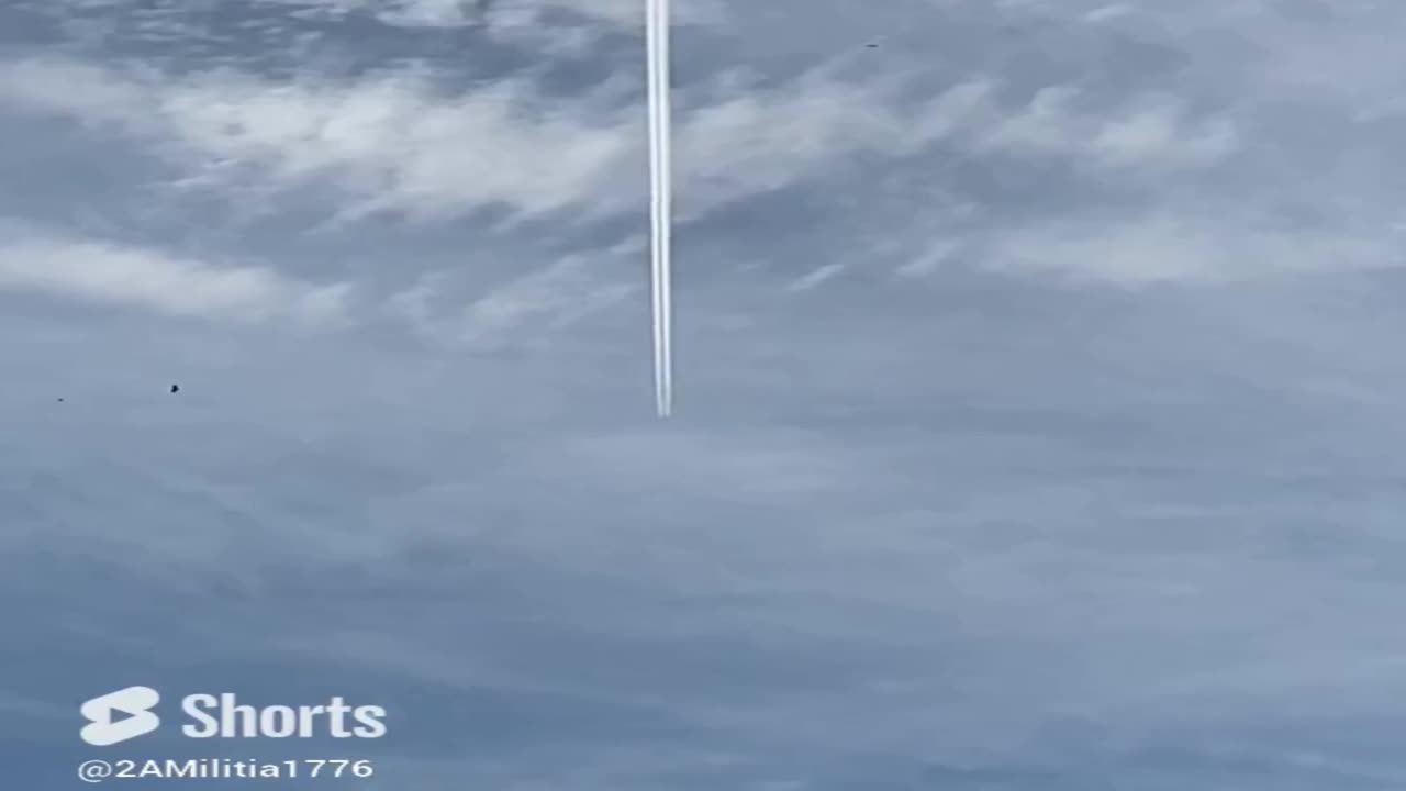 ChemTrails Over Me πΆβπ«οΈβοΈ