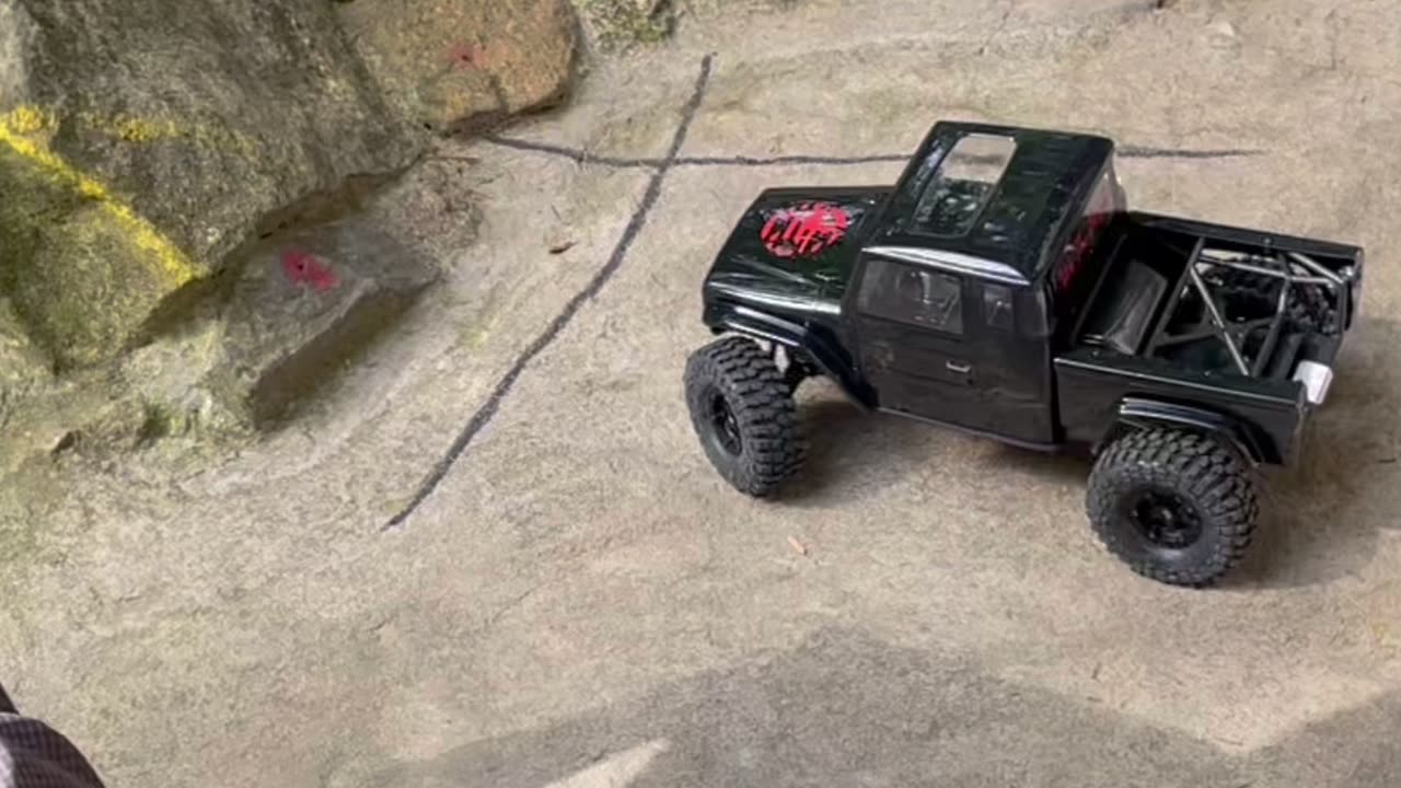Vanquish Phoenix VS4-10 Portal comp at the Bone Yard Crawler course 5/27/23
