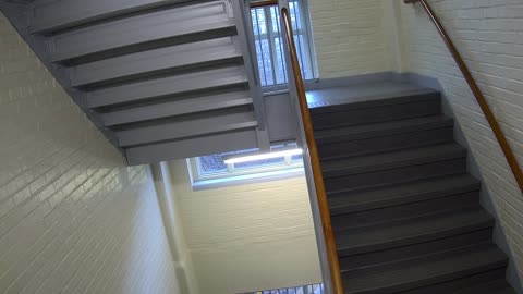 3884FHOB03Stair8_2021-01-05_15h50min07s267ms.mp4