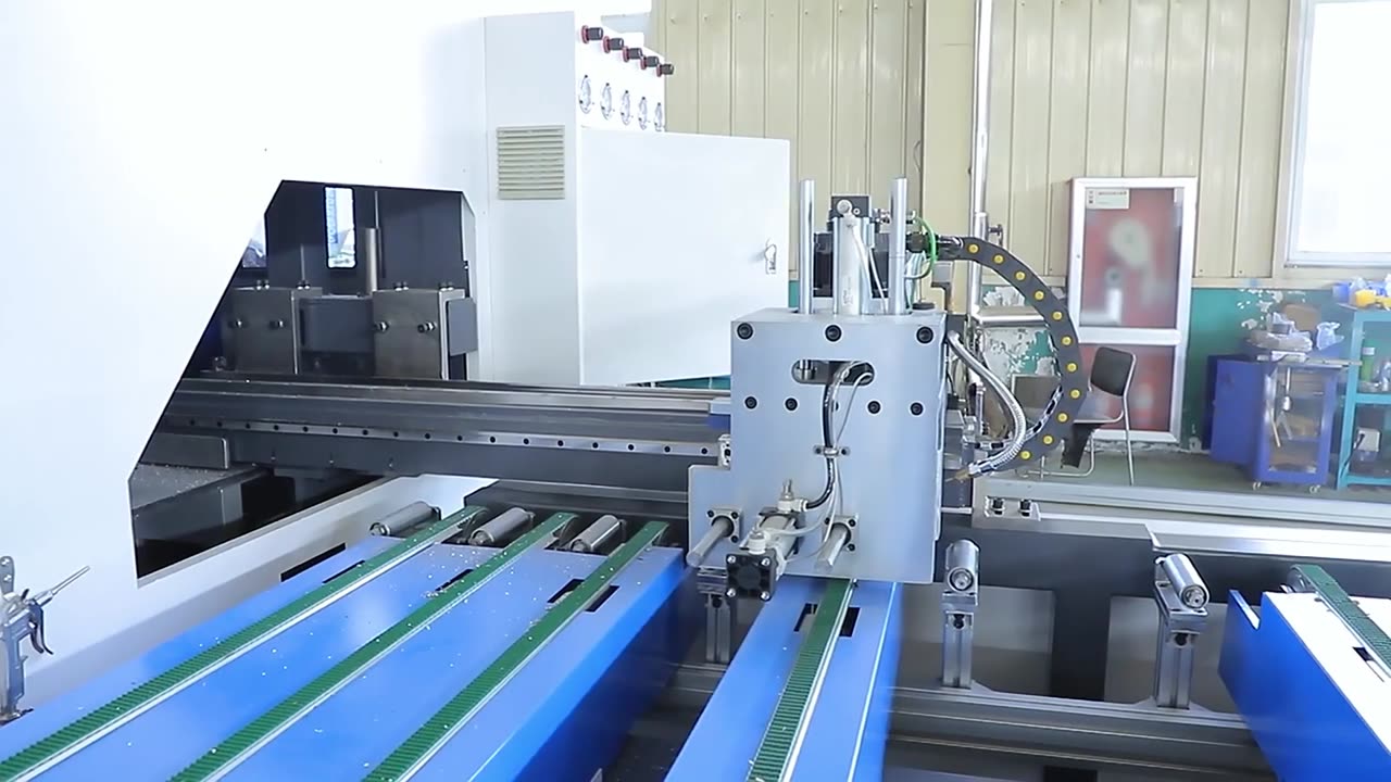 Aluminum cnc cutting center #aluminum #cnc #cutting #center #saw #windows