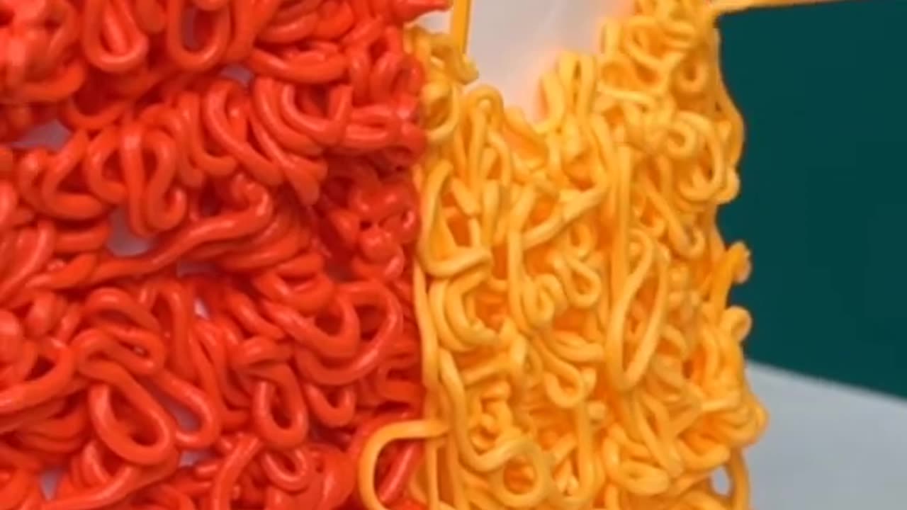 Stunning birthday cake decorating technique _♨️♨️ #shorts (1)