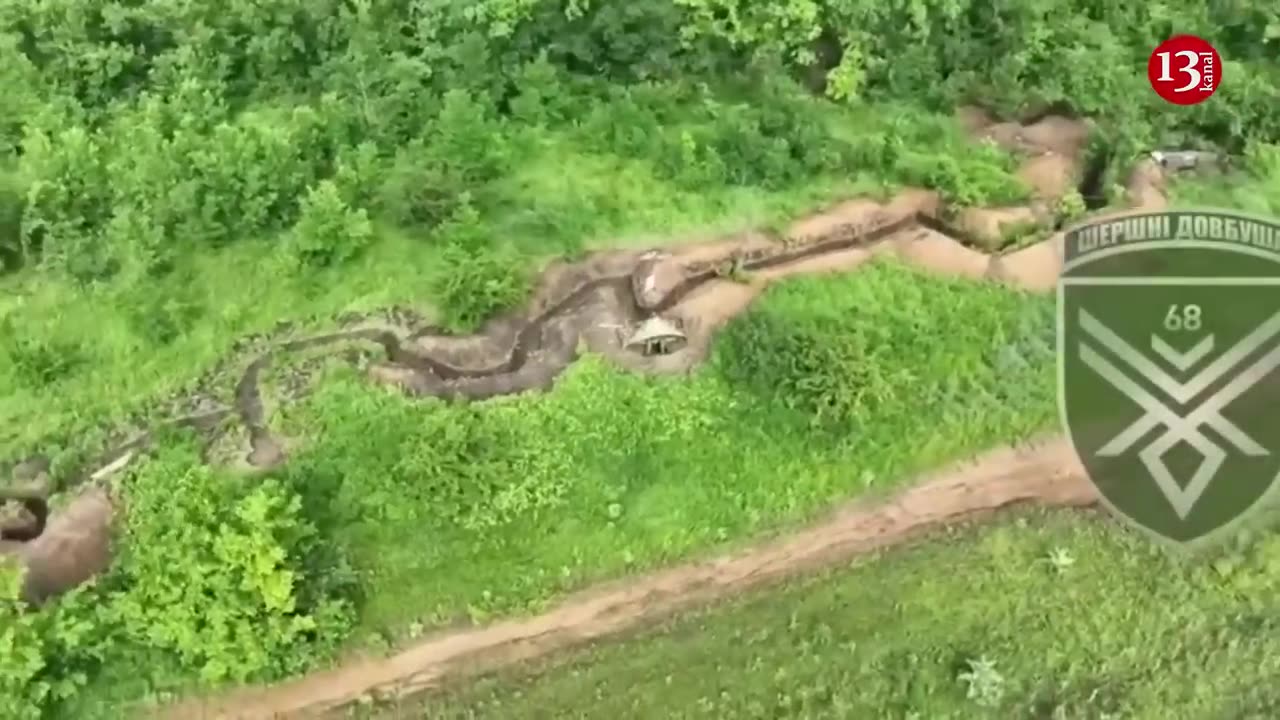 A “gift” from a kamikaze drone to a resting Russian - "The Russian was not expecting this"