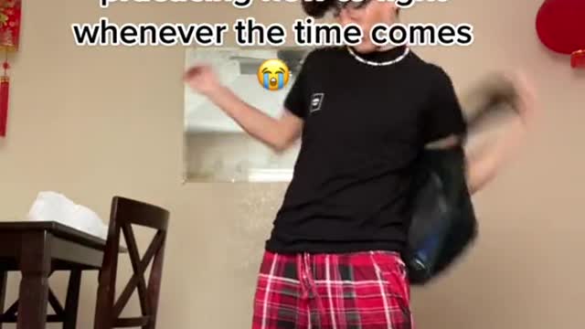 I just practice on my brother.mp4