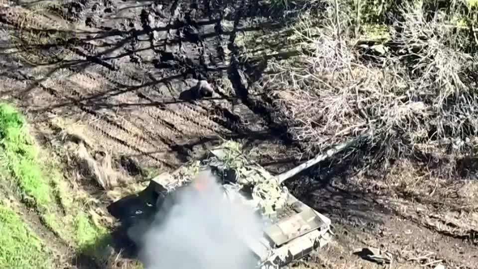 This insane tank fight was captured from a drone!