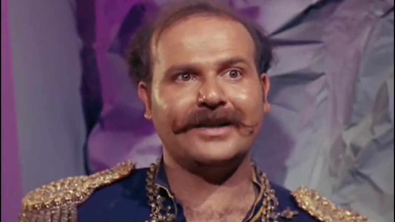 Harry Mudd tells Stella to "SHUT UP"! from STAR TREK (the 1st Series)