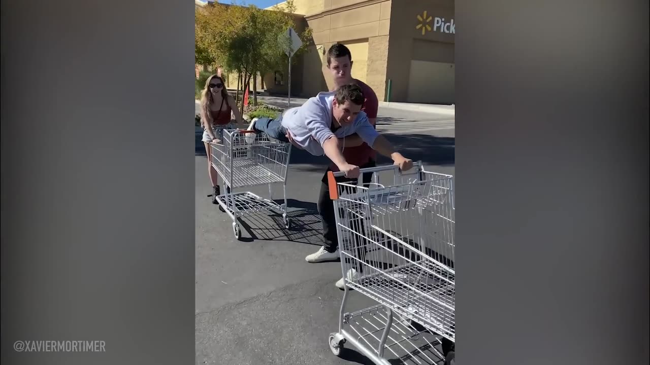 Man Floats Through Grocery Store Prank Employees Freak Out