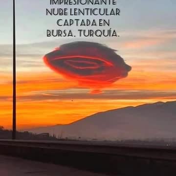 nuvem lenticular capturada em Bursa, Turquia.