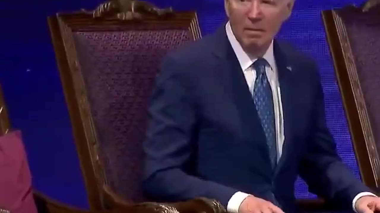 Biden Looking Lost In Church