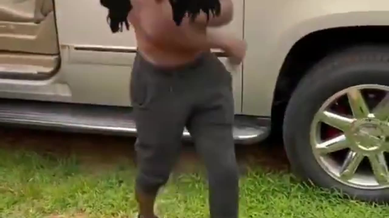 MOST HATED BLOGGER NEW HIT SINGLE