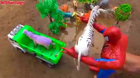 Spiderman and Truck Car rescue wild animals