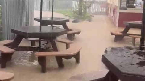 Heavy Rain caused flooding at Dollywood in Tn yesterday.