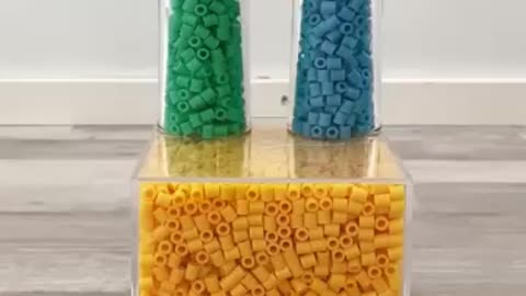 this simple beads video looks awesome in reverse