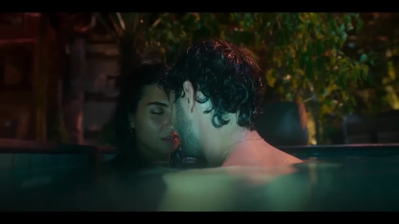 Another Self (Zeytin Agaci) Season 2 Kissing Scene - Ada & Diyar | Tuba Büyüküstün | s