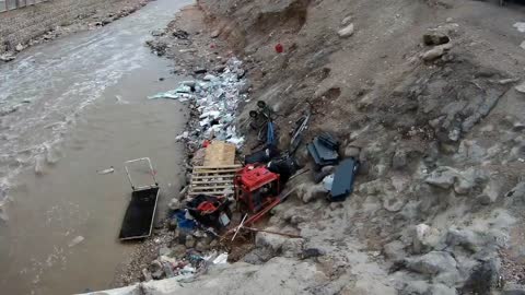 SMOKING!!!Monsoon Floods homeless out of Las Vegas Tunnels