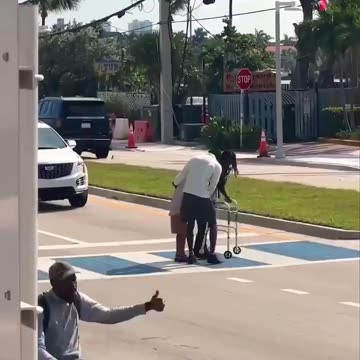 The World Could Use A LOT MORE OF THIS KIND OF LOVE!