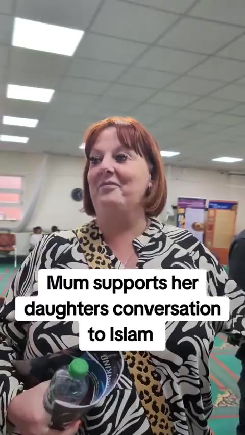 Υποστηρίζει τις κόρες της, που ασπάζονται το Ισλάμ