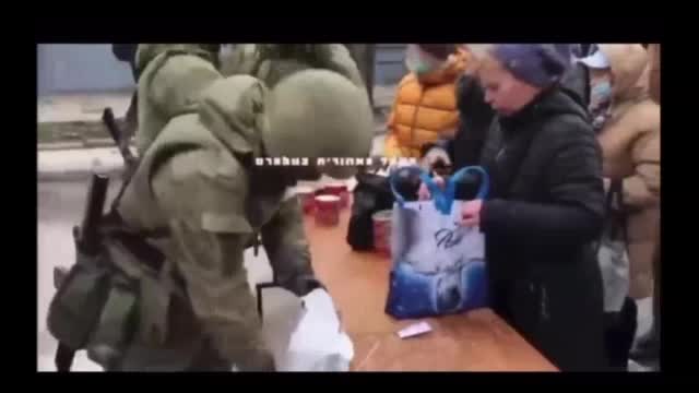 Russian Army Distributing Food Ukraine