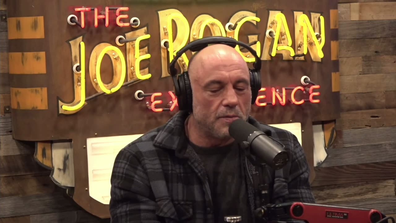 Joe Rogan 🔴 'We Need Another Choice'