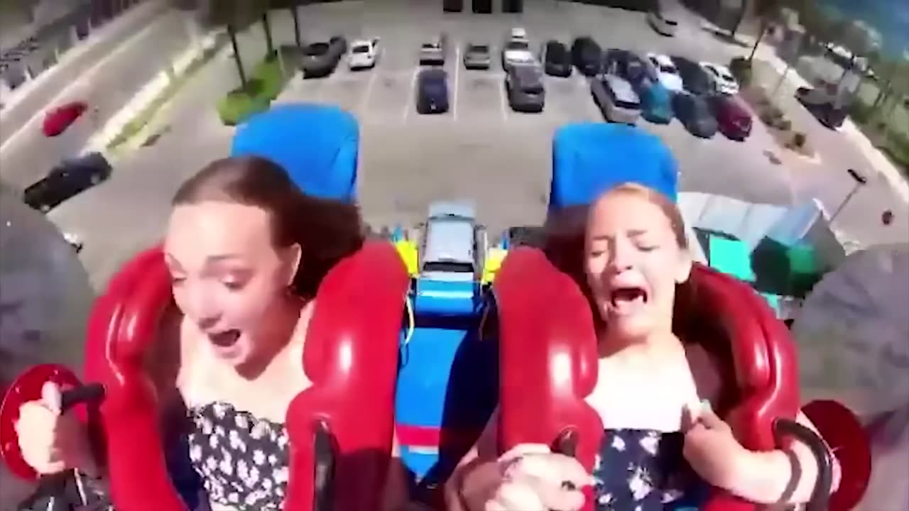 40 Most Ridiculous Moments at Amusement Parks Caught on Camera 2023