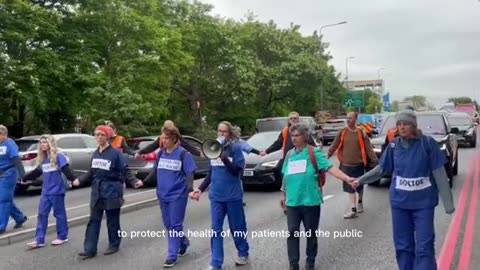 The NHS taking a day off from tiktok to block people getting to work with "just stop oil"...