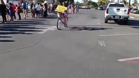 BIDEN shows up @ Long Beach, CA RECALL WAR