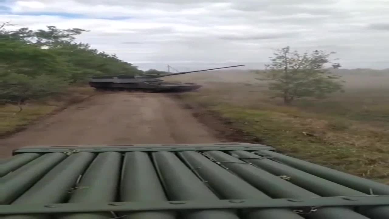 The German-made PzH 2000 self-propelled guns operate in the Izyum area. This is one of the most mo