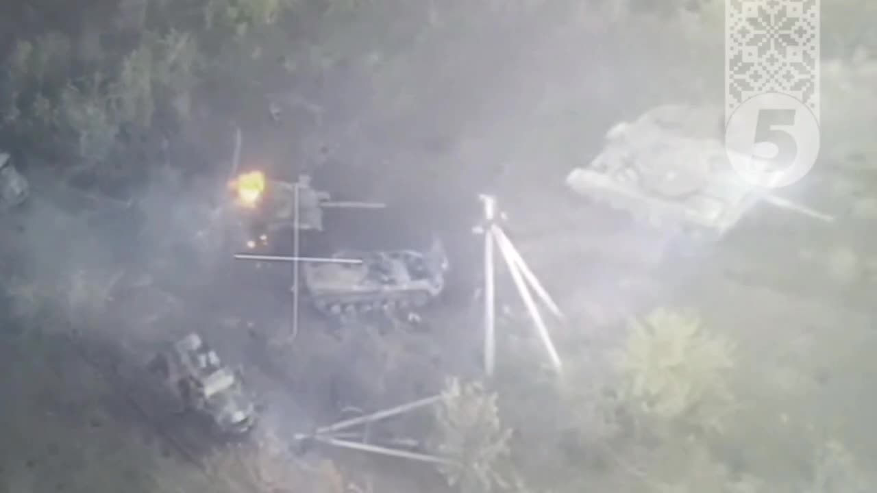 Russian Tanks Caught in Bottleneck are Completely Destroyed