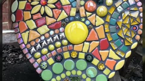 Beautiful new mosaic art/broken crockery craft/garden mosaic art