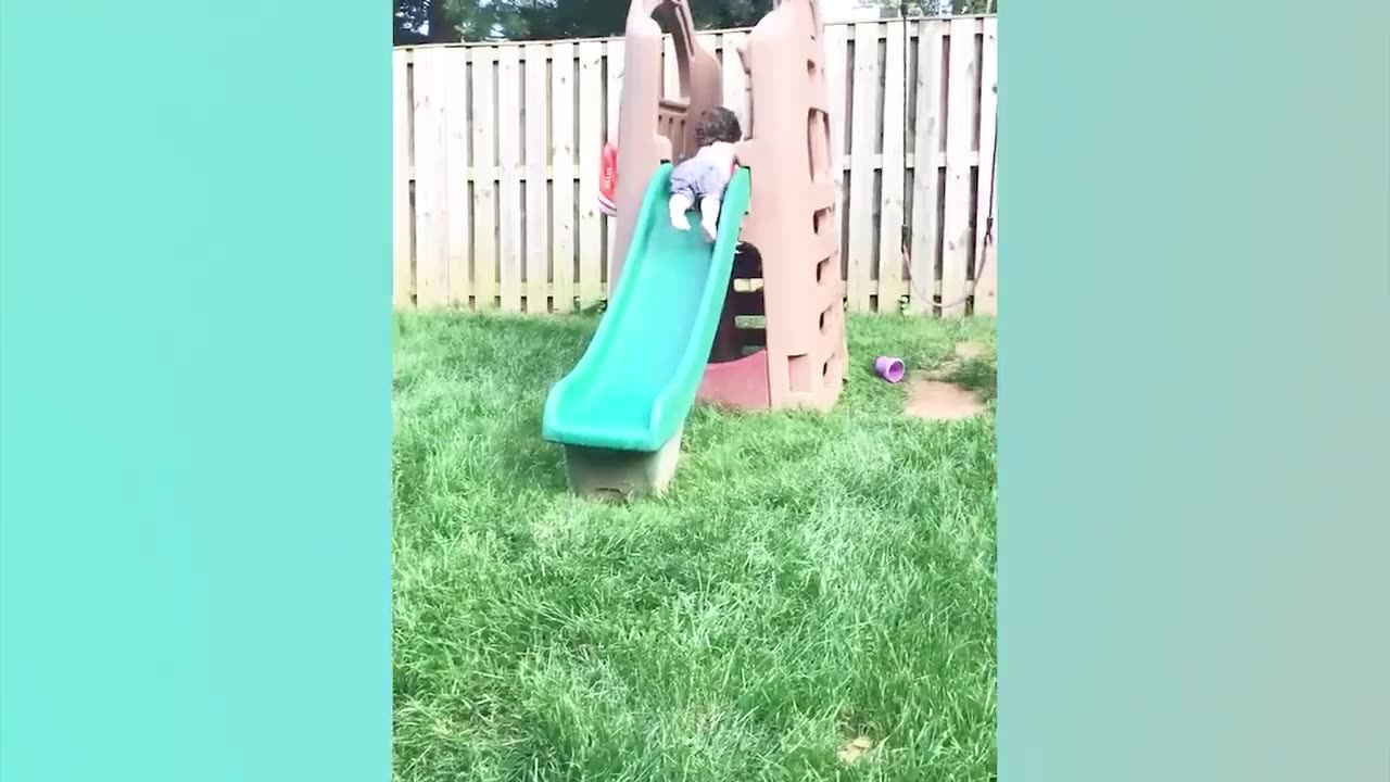 Funny Babies Playing Slide Fails - Cute Baby Videos