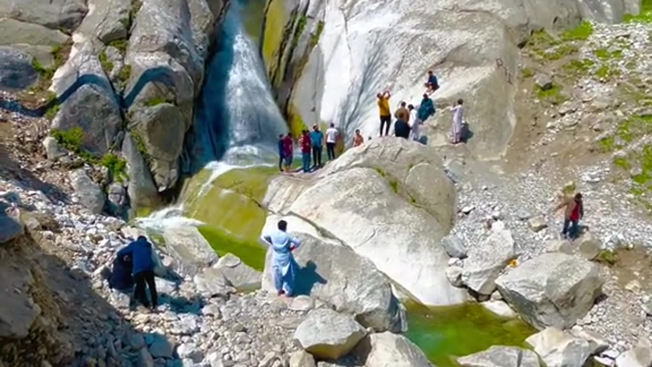 Beautiful kumrat valley in Pakistan if you Wanaa to visit contact me