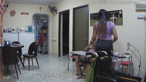 hallfront day n night 20221012