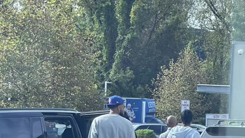 🏀 Karl-Anthony Towns Arrives at Knicks Facility! 🌟