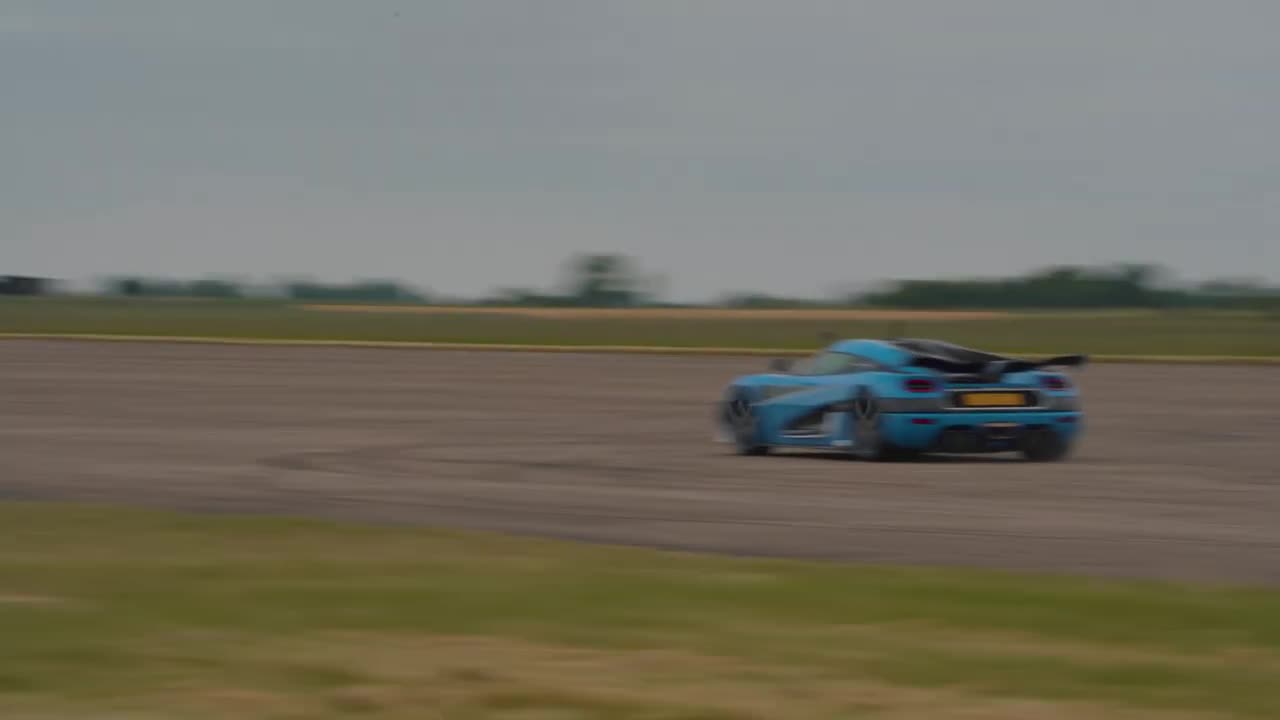 We raced the Koenigsegg Agera RST at CarWow | INSANE!!!