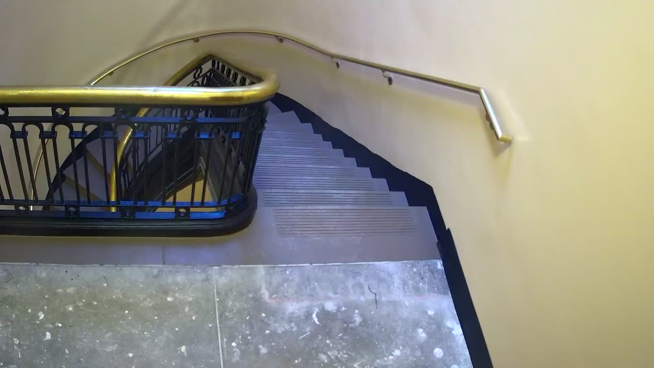 5191CHOB05Stair3_2021-01-06_08h00min02s663ms.mp4