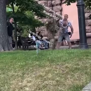 In Kiev, a Ukrainian man slapped an Ukrainian abductor/conscription employee of the TCC