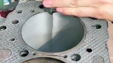 It's easy to crack the repair cylinder