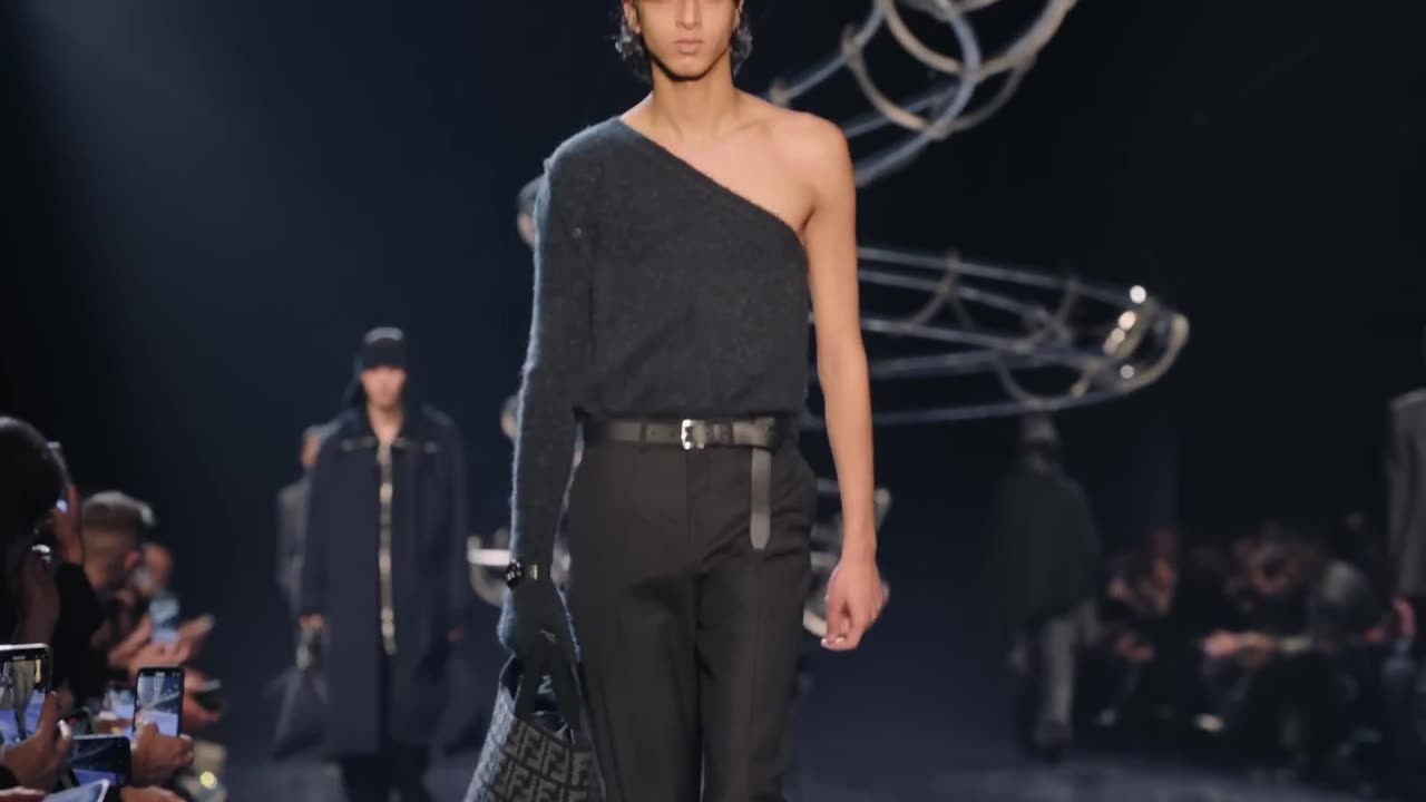 Fendi Men's Fall Winter 2023 Fashion Show