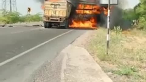 Indian truck and slipar bas accident