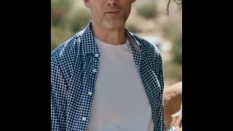 Kamala Harris just dropped the cringiest ad of all time. 💀💀