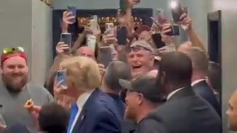 President Trump stops by at Downtown House Of Pizza Fort Myers Florida