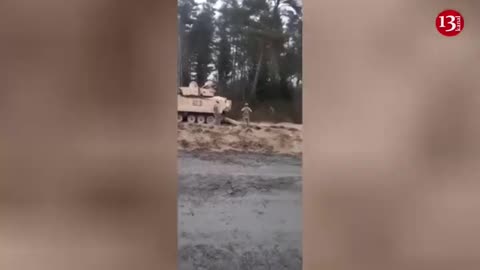 Ukrainian army preparing for battle with US-provided _Bradley_ infantry fighting vehicles