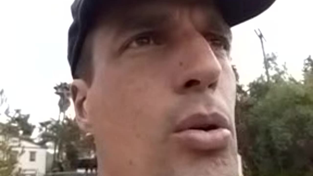 C O Break in the sky. 12:54pm. 23/03/2023