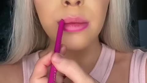 Hot Girls Doing Makeup