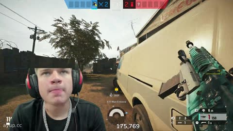 jynxzi vods live streams - 28/02/24 - Guessing Your Rank Fan