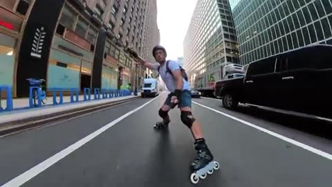 Speeding Through the City - Inline Skating Urban Flow Skate