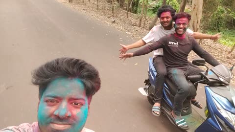 Holi Masti with friends 😀