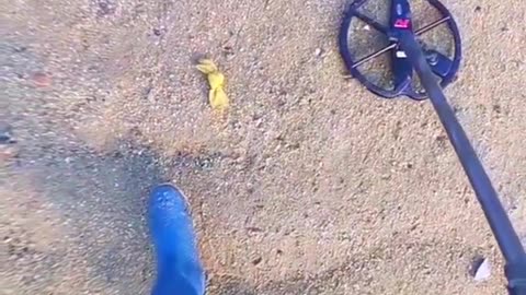 Don't open #foryou #metaldetecting #metaldetector
