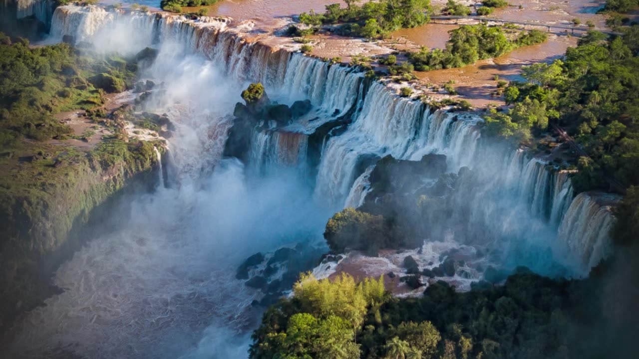 Witness the Incredible Natural Wonder of Argentina and Brazil!