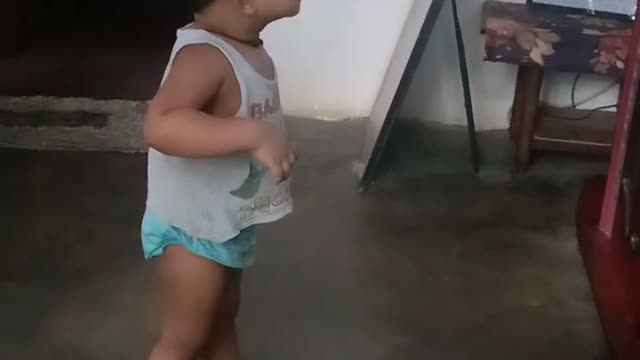 Baby dance